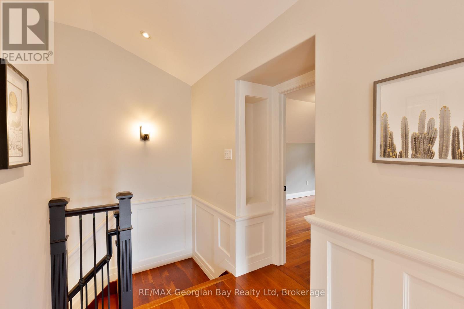 105 Duckworth Street, Barrie, Ontario  L4M 3V9 - Photo 20 - S12400992