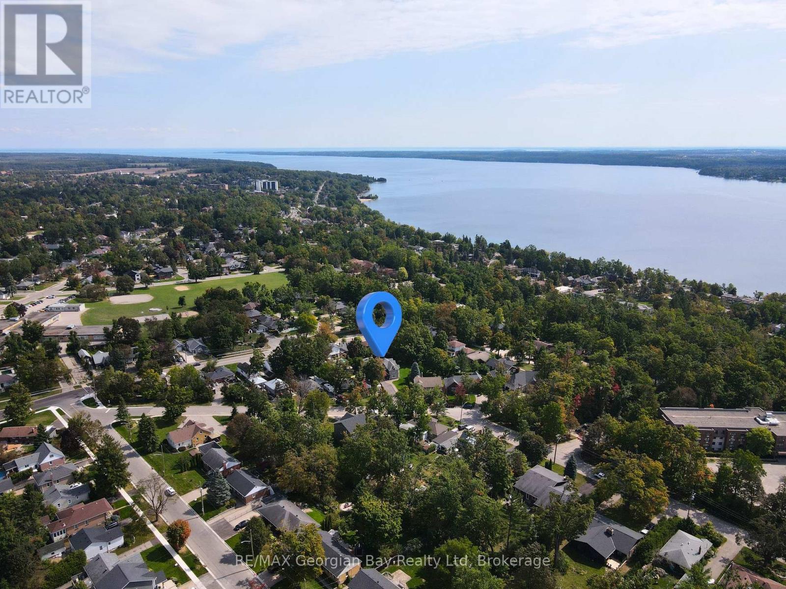 105 Duckworth Street, Barrie, Ontario  L4M 3V9 - Photo 49 - S12400992