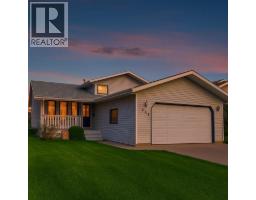 174 Donnelly Crescent Deer Park Village