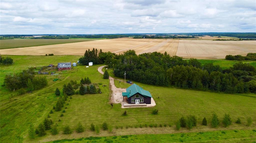 188 N Road, Swan River, Manitoba  R0L 0C0 - Photo 1 - 202522991
