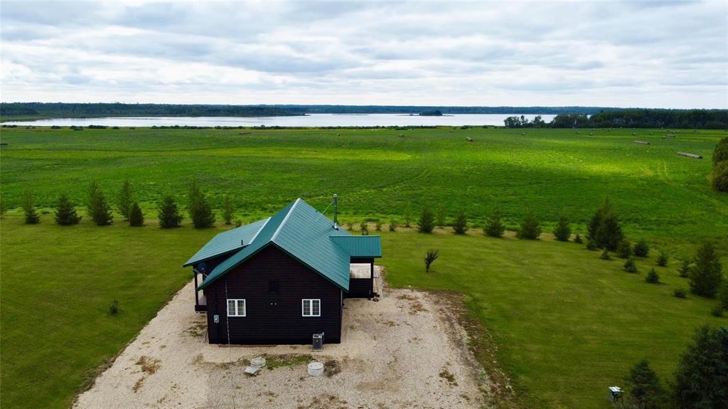 188 N Road, Swan River, Manitoba  R0L 0C0 - Photo 2 - 202522991