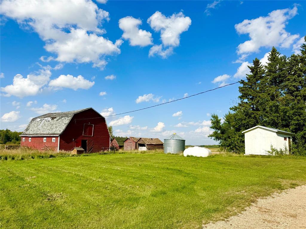 188 N Road, Swan River, Manitoba  R0L 0C0 - Photo 9 - 202522991