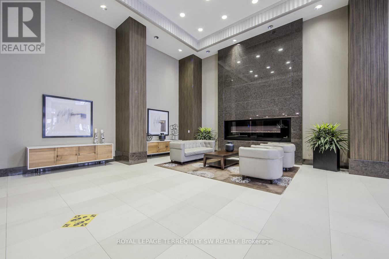 1707 - 21 Grand Magazine Street, Toronto, Ontario  M5V 1B5 - Photo 10 - C12400893