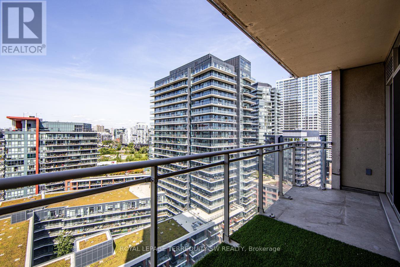 1707 - 21 Grand Magazine Street, Toronto, Ontario  M5V 1B5 - Photo 23 - C12400893