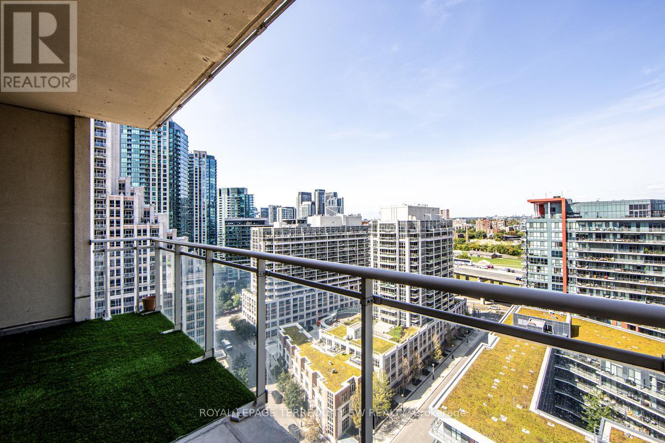 1707 - 21 Grand Magazine Street, Toronto, Ontario  M5V 1B5 - Photo 24 - C12400893