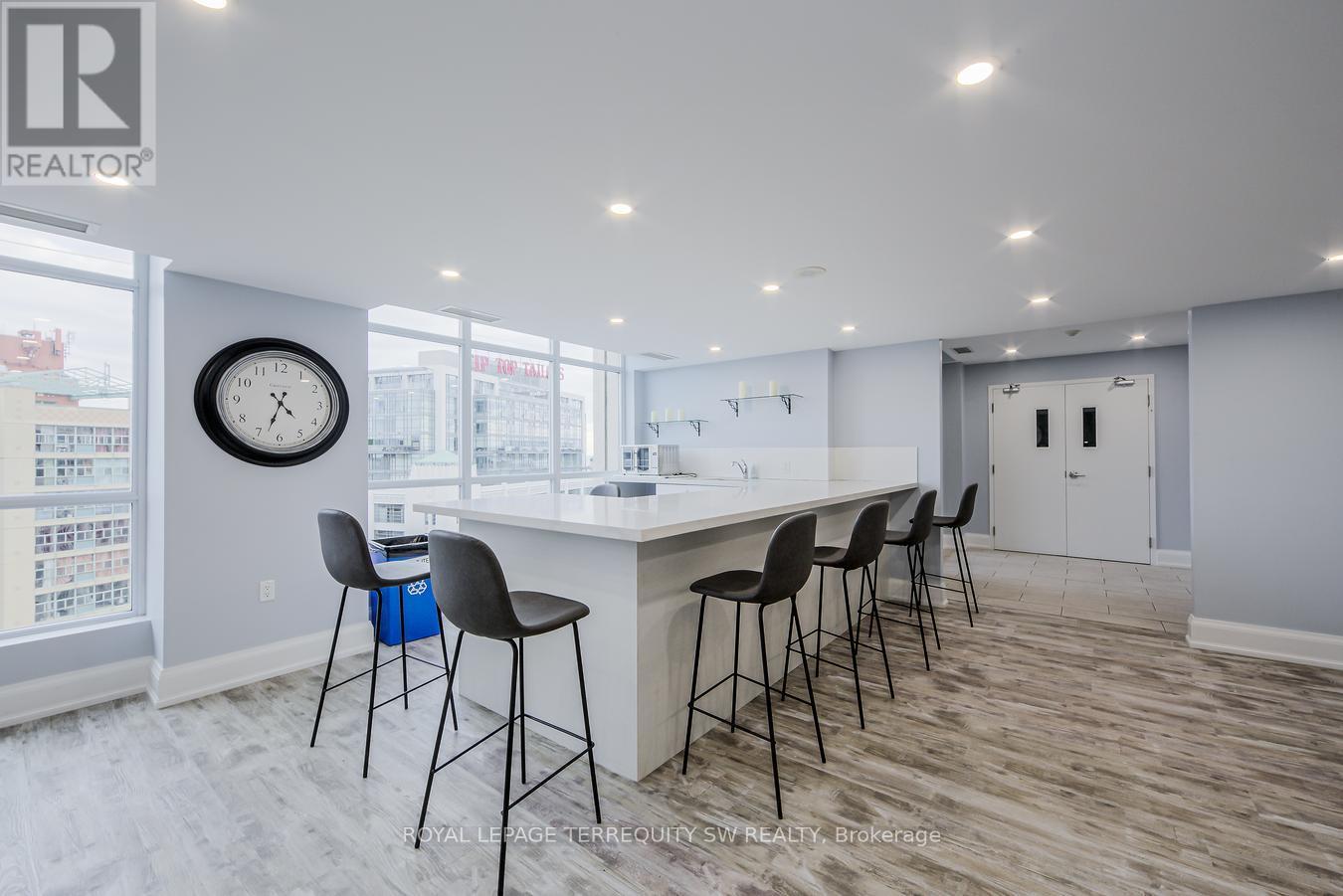 1707 - 21 Grand Magazine Street, Toronto, Ontario  M5V 1B5 - Photo 29 - C12400893