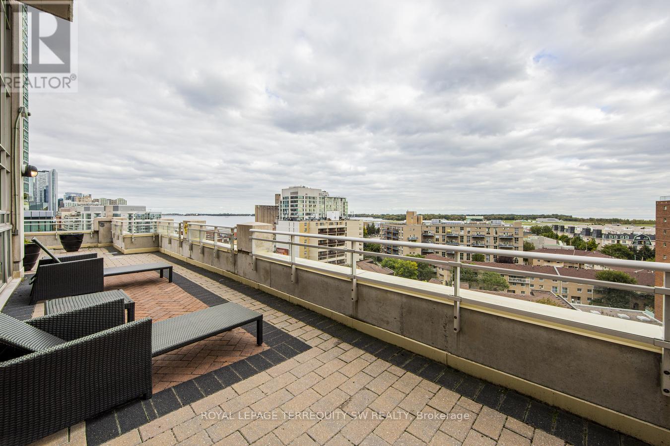 1707 - 21 Grand Magazine Street, Toronto, Ontario  M5V 1B5 - Photo 46 - C12400893