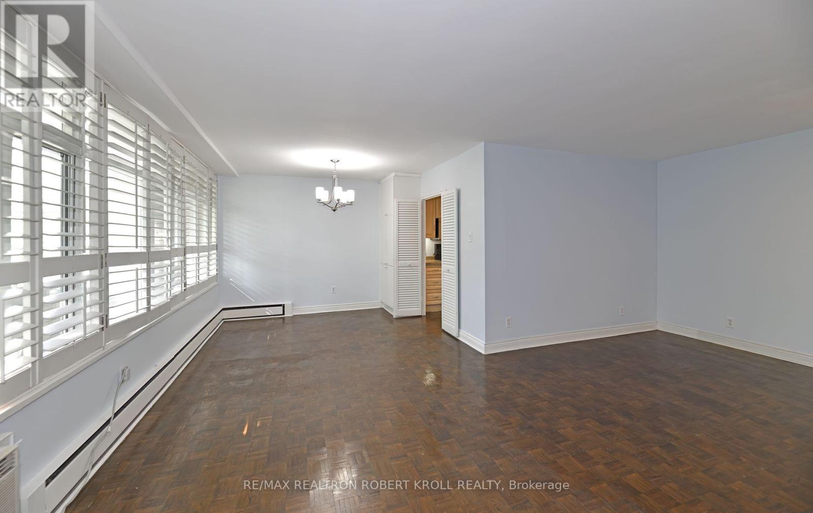 501 - 581 Avenue Road, Toronto (Yonge-St. Clair), Ontario  M4V 2K4 - Photo 5 - C12400905