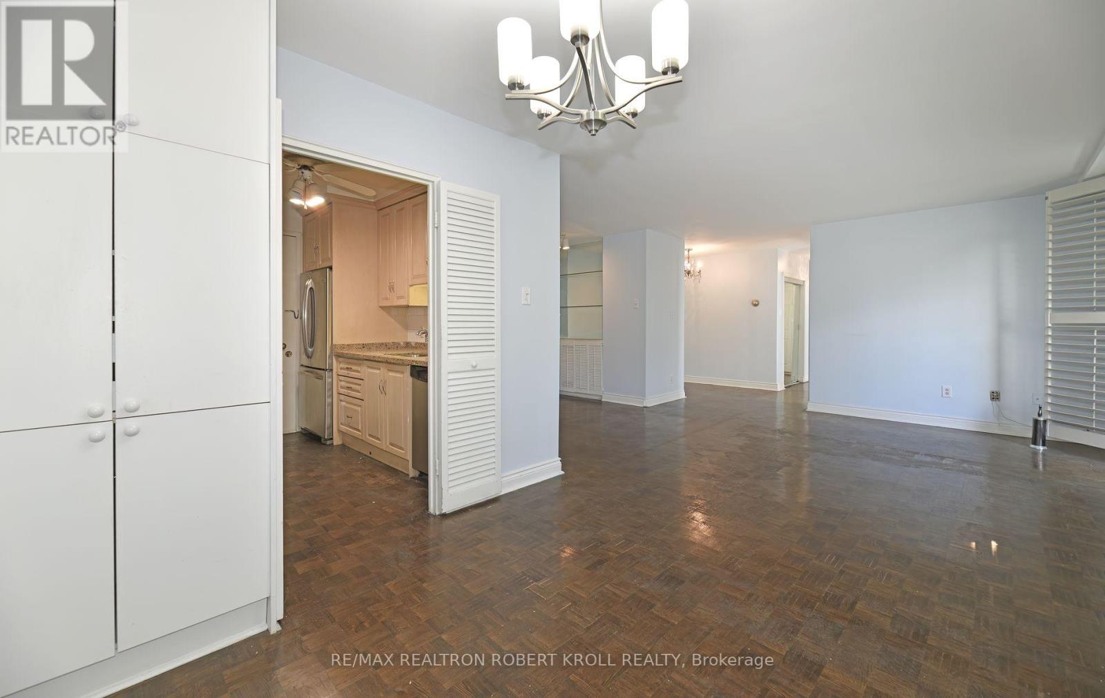 501 - 581 Avenue Road, Toronto (Yonge-St. Clair), Ontario  M4V 2K4 - Photo 6 - C12400905