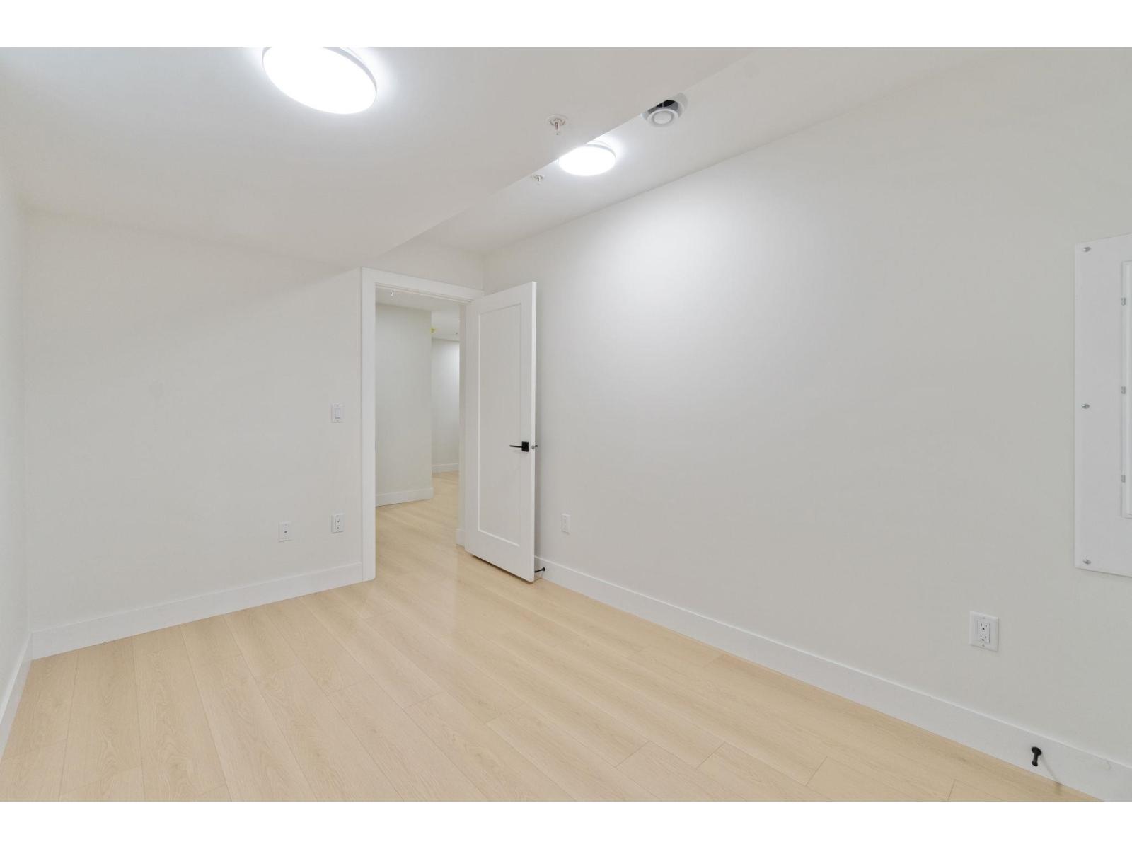 32514 Higginbottom Court, Mission, British Columbia  V2V 2T7 - Photo 31 - R3046396