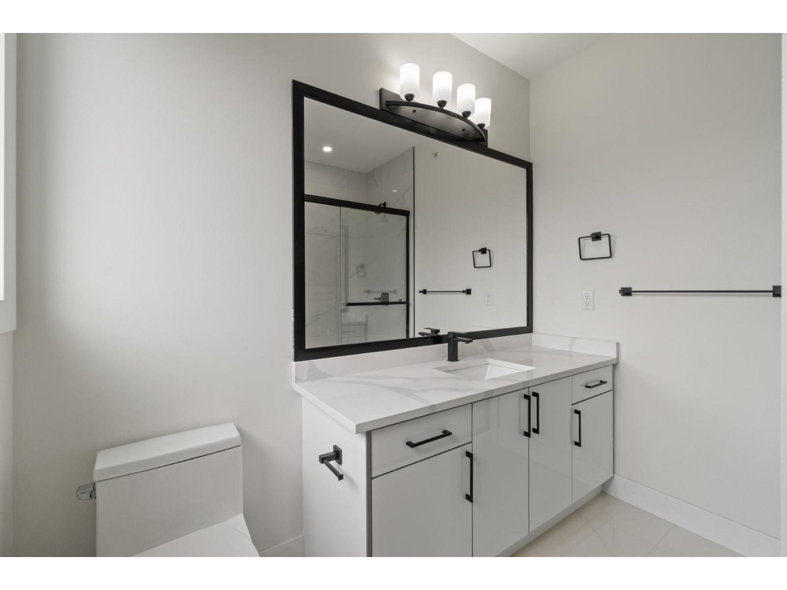 32514 Higginbottom Court, Mission, British Columbia  V2V 2T7 - Photo 14 - R3046396