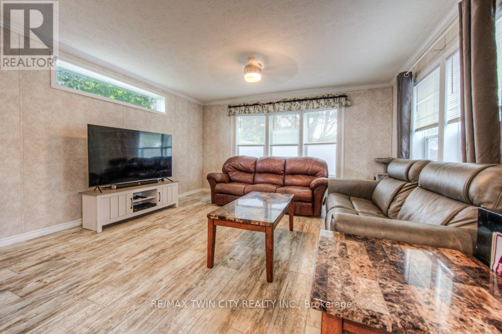 517 - 99 Fourth Concession Road, Brant, Ontario  N0E 1A0 - Photo 13 - X12357377