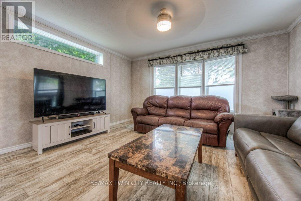 517 - 99 Fourth Concession Road, Brant, Ontario  N0E 1A0 - Photo 15 - X12357377