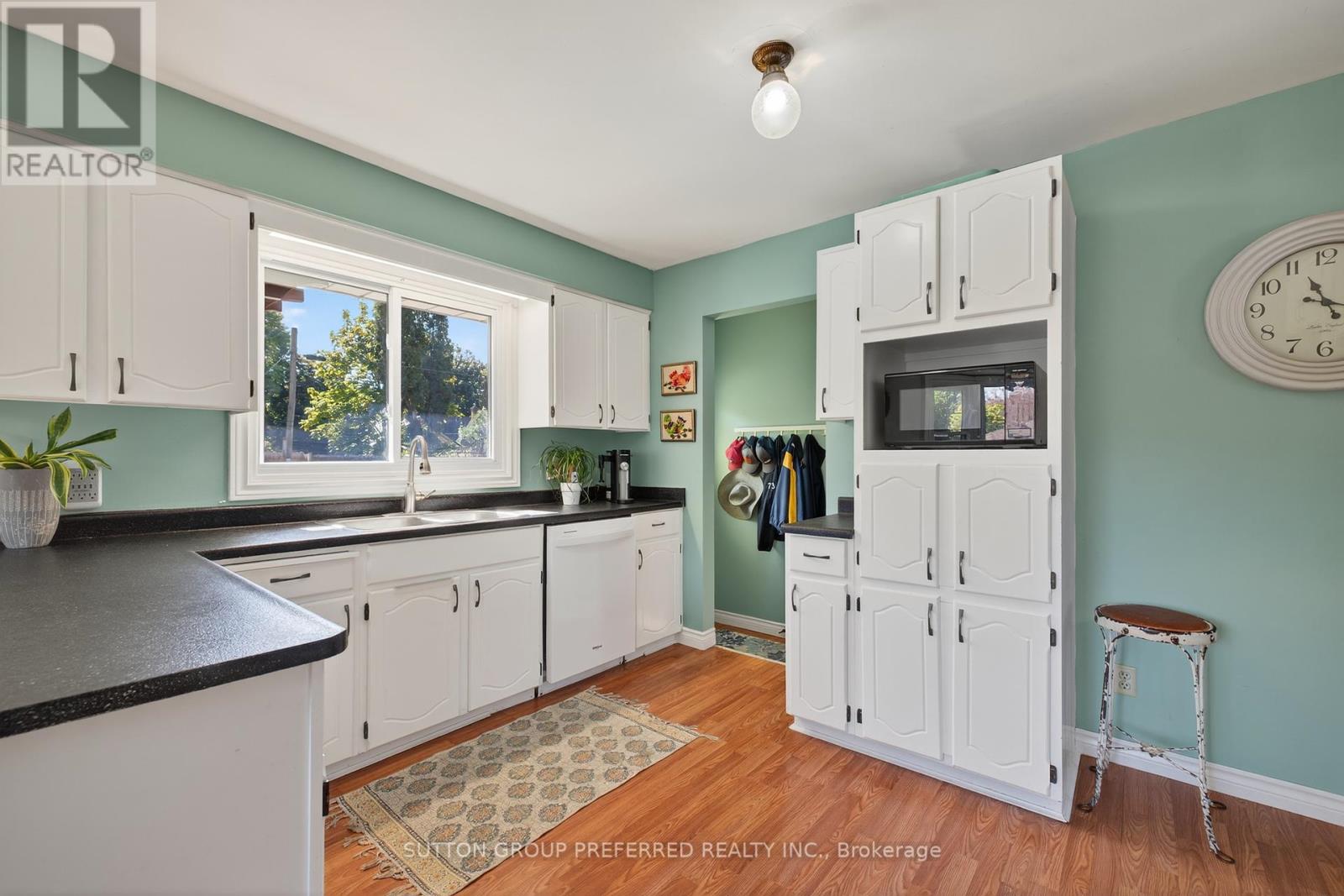 17 Clear Valley Drive, Tillsonburg, Ontario  N4G 4X9 - Photo 11 - X12400998