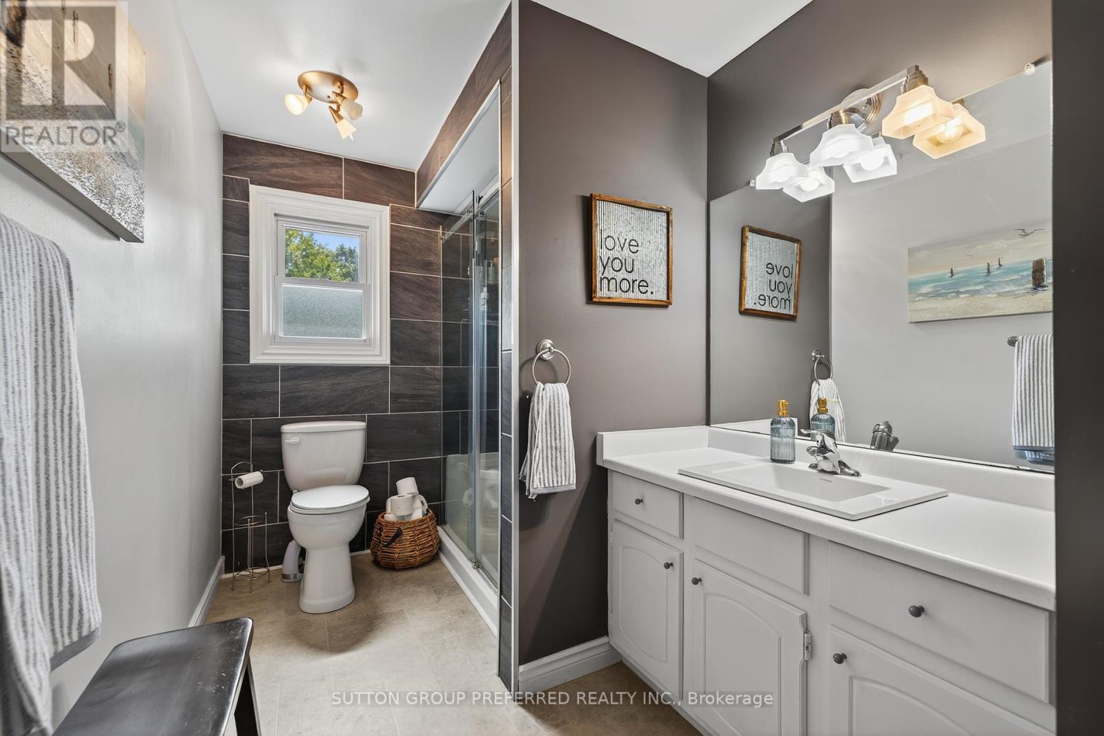 17 Clear Valley Drive, Tillsonburg, Ontario  N4G 4X9 - Photo 16 - X12400998