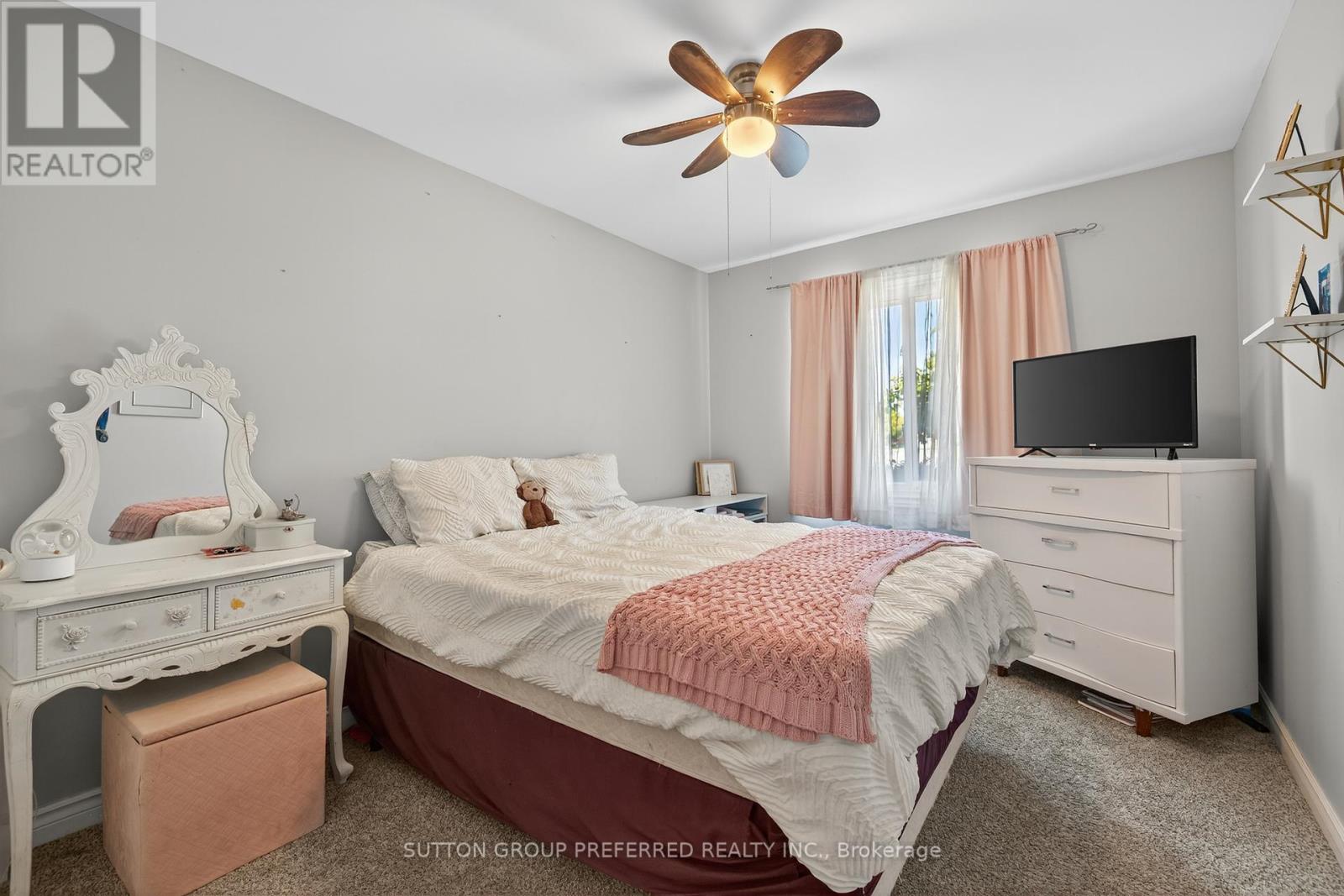 17 Clear Valley Drive, Tillsonburg, Ontario  N4G 4X9 - Photo 17 - X12400998