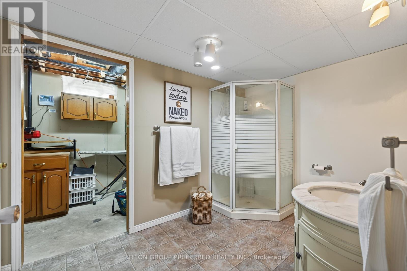17 Clear Valley Drive, Tillsonburg, Ontario  N4G 4X9 - Photo 33 - X12400998