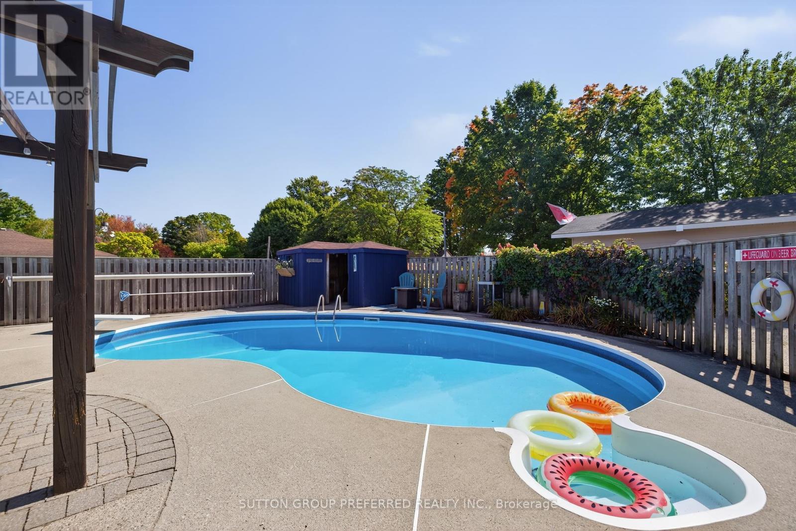 17 Clear Valley Drive, Tillsonburg, Ontario  N4G 4X9 - Photo 37 - X12400998