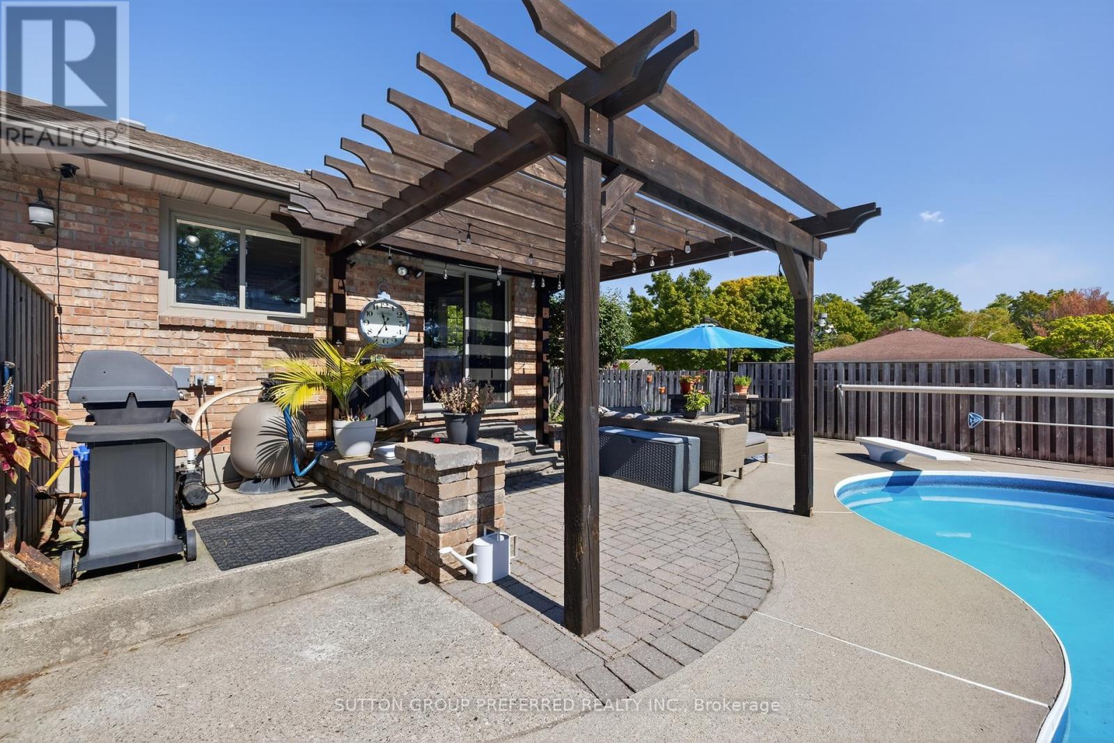 17 Clear Valley Drive, Tillsonburg, Ontario  N4G 4X9 - Photo 41 - X12400998