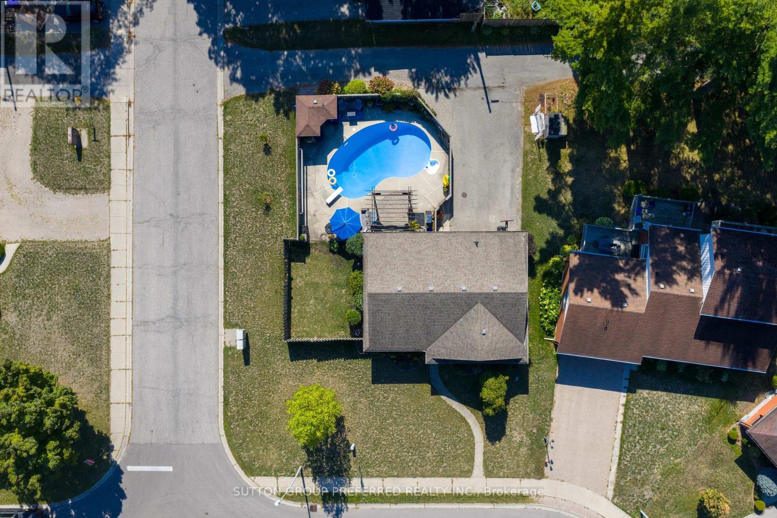 17 Clear Valley Drive, Tillsonburg, Ontario  N4G 4X9 - Photo 47 - X12400998