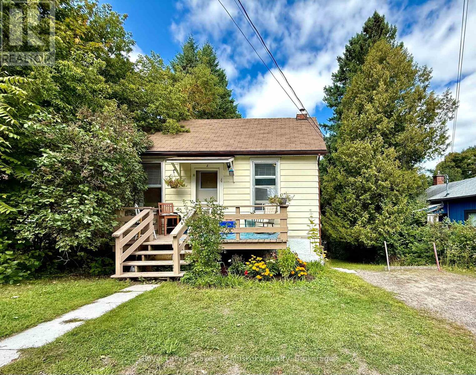 4 DUNCAN STREET E, Huntsville, Ontario