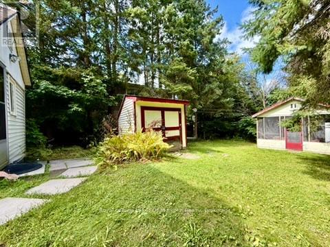 4 Duncan Street E, Huntsville (Chaffey), Ontario  P1H 1W4 - Photo 10 - X12401062