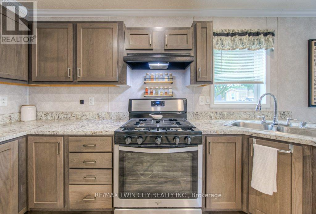 517 - 99 Fourth Concession Road, Brant, Ontario  N0E 1A0 - Photo 21 - X12357377