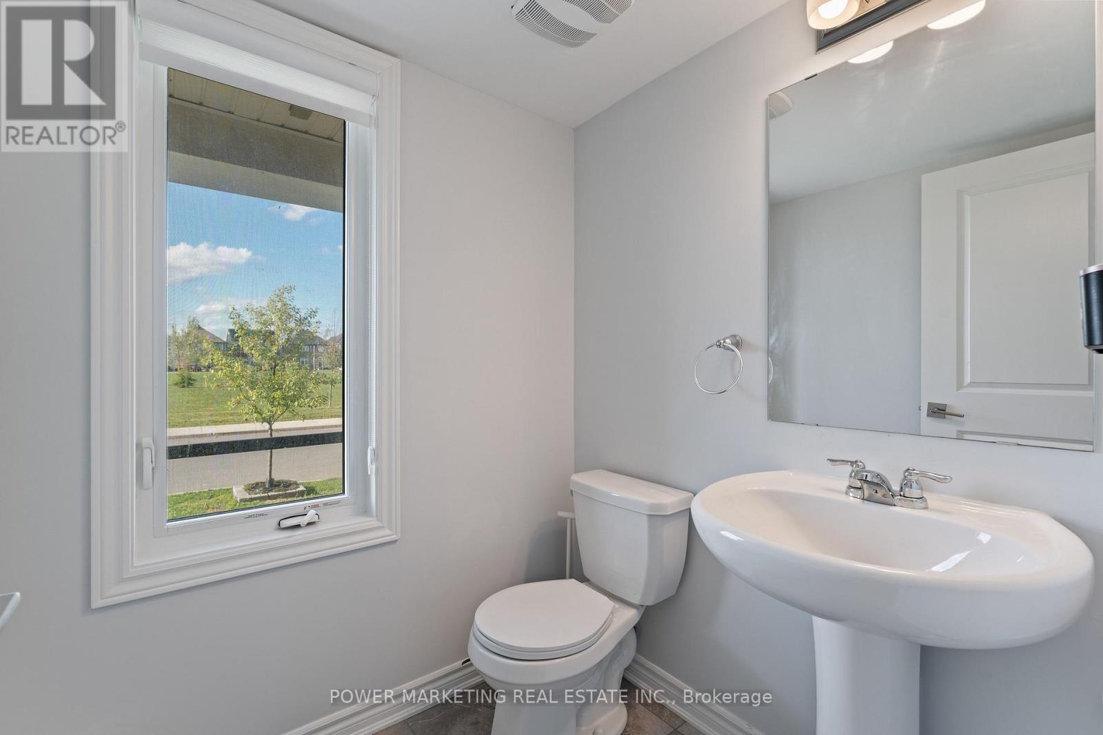 815 Henslows Circle, Ottawa, Ontario  K4A 5H6 - Photo 12 - X12400993