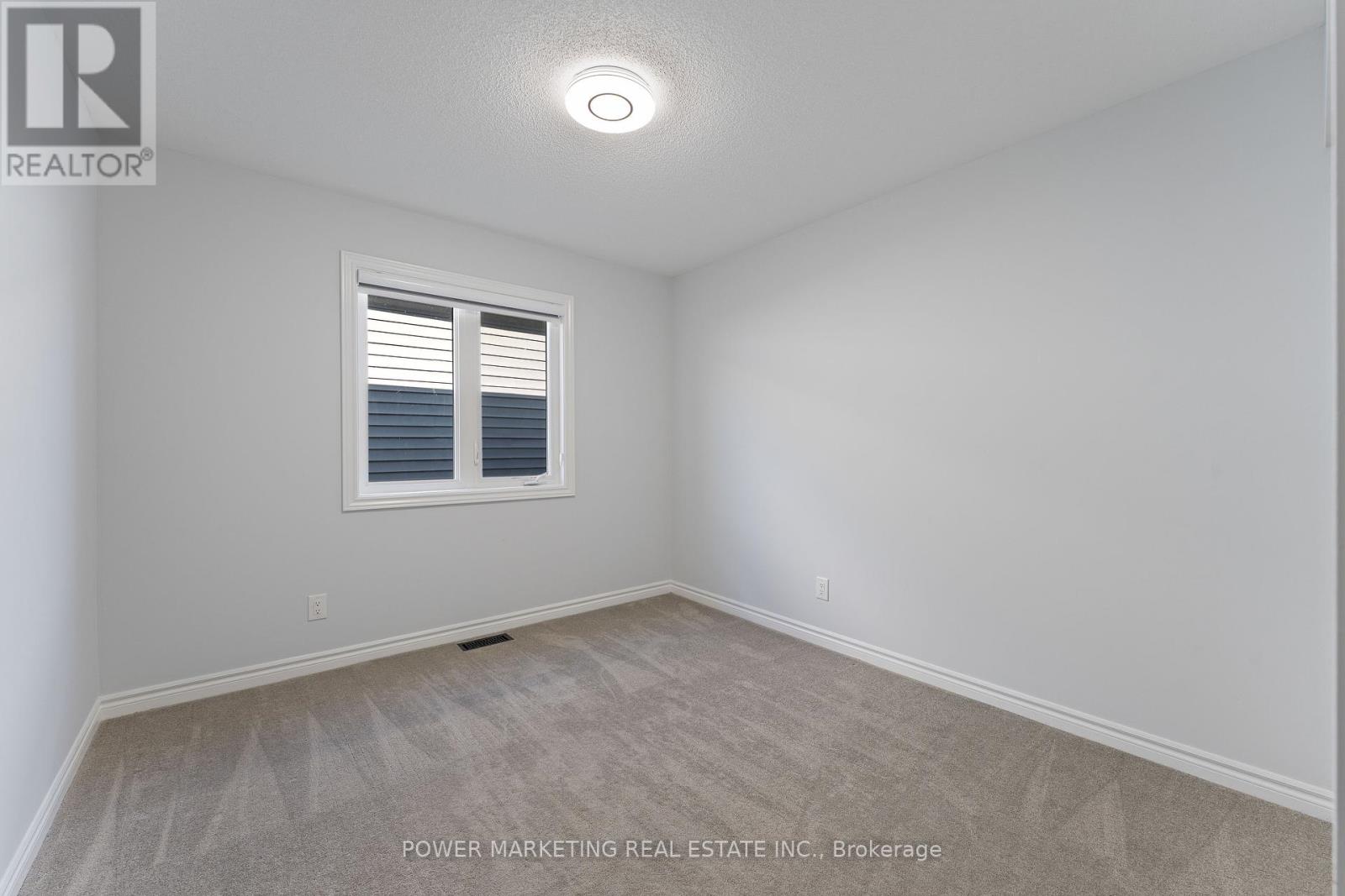 815 Henslows Circle, Ottawa, Ontario  K4A 5H6 - Photo 24 - X12400993
