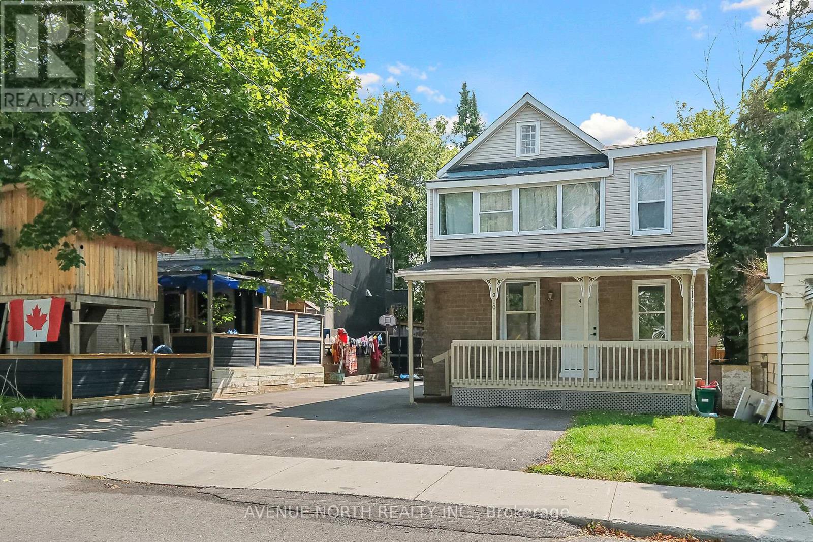 Property at 210 DAGMAR AVENUE image 2