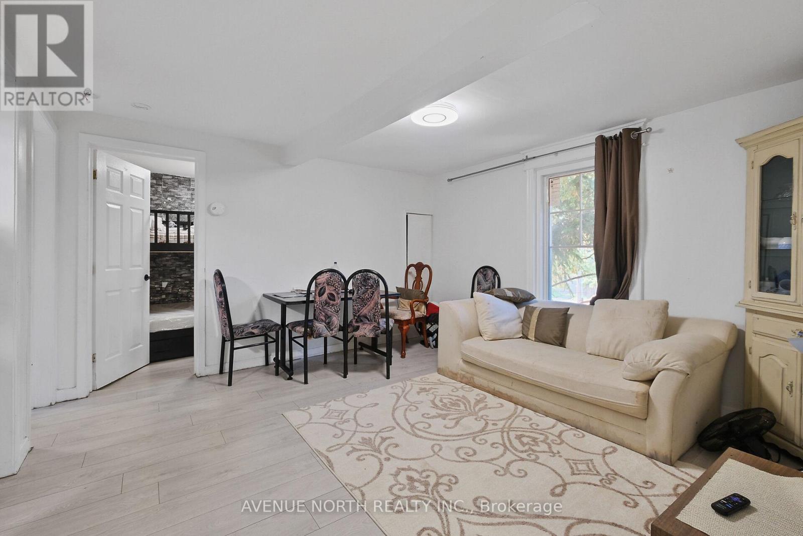 210 Dagmar Avenue, Ottawa, Ontario  K1L 5S9 - Photo 37 - X12401018