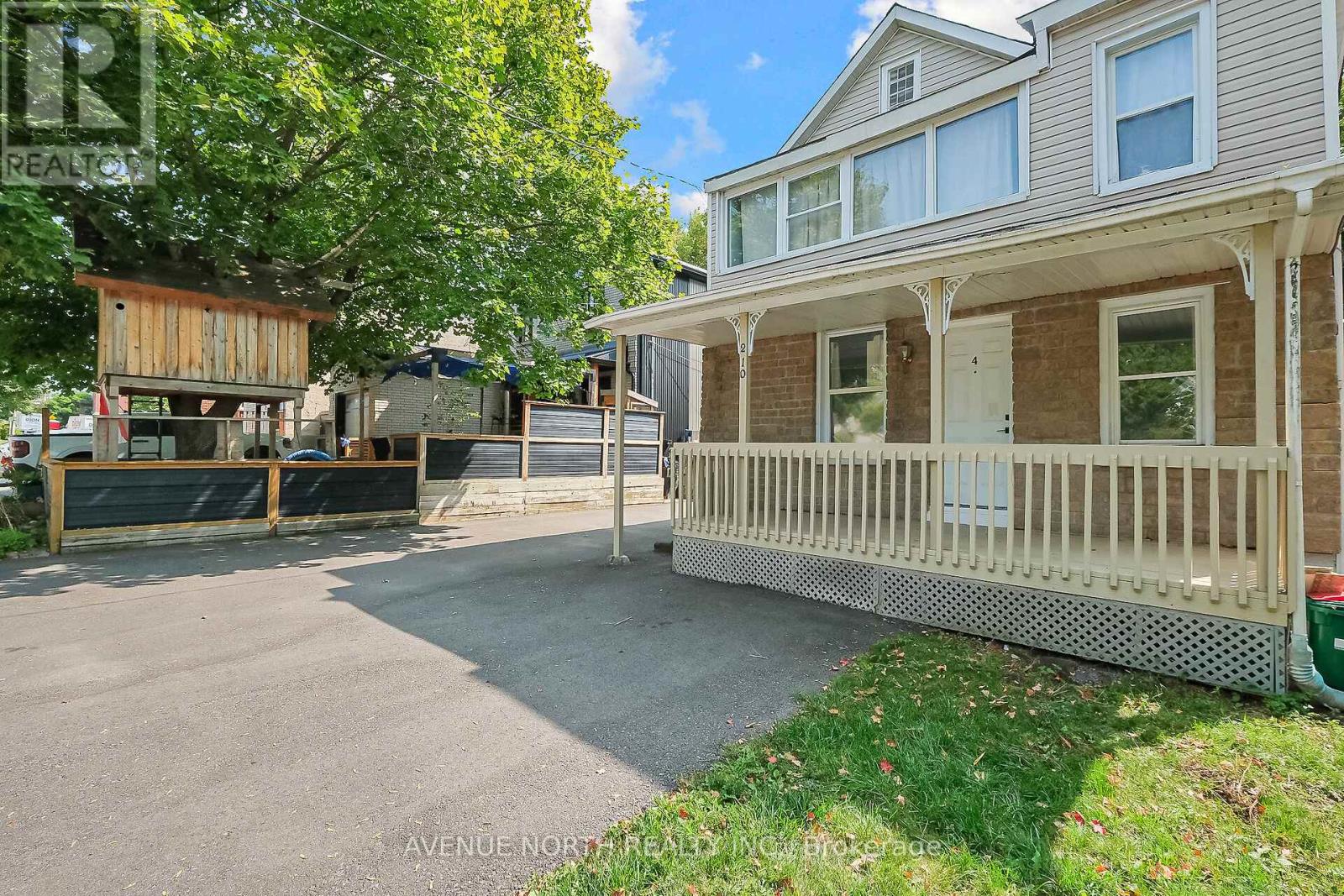 Property at 210 DAGMAR AVENUE image 4