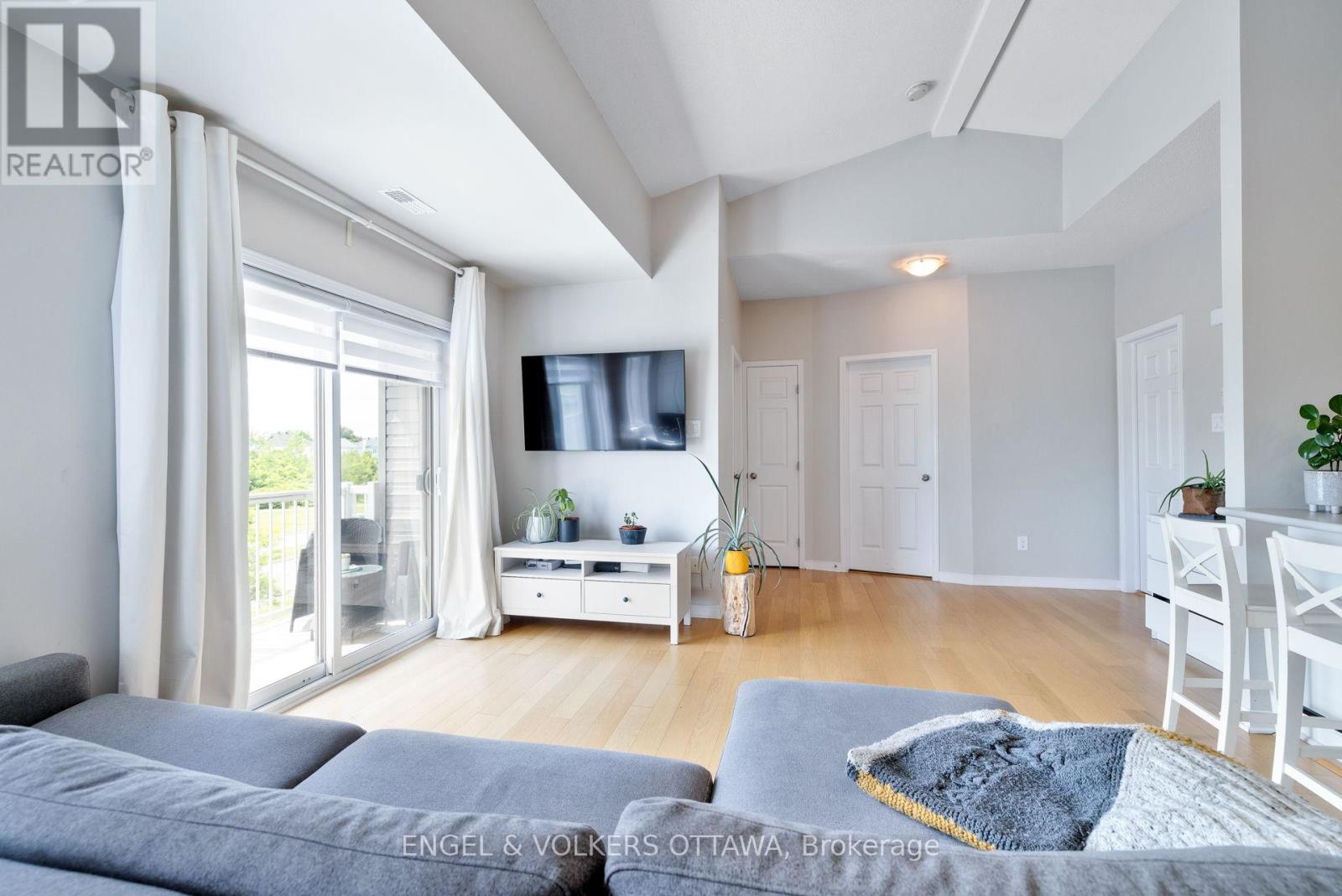 4 - 44 Sternes Private, Ottawa, Ontario  K4A 0X8 - Photo 12 - X12401044