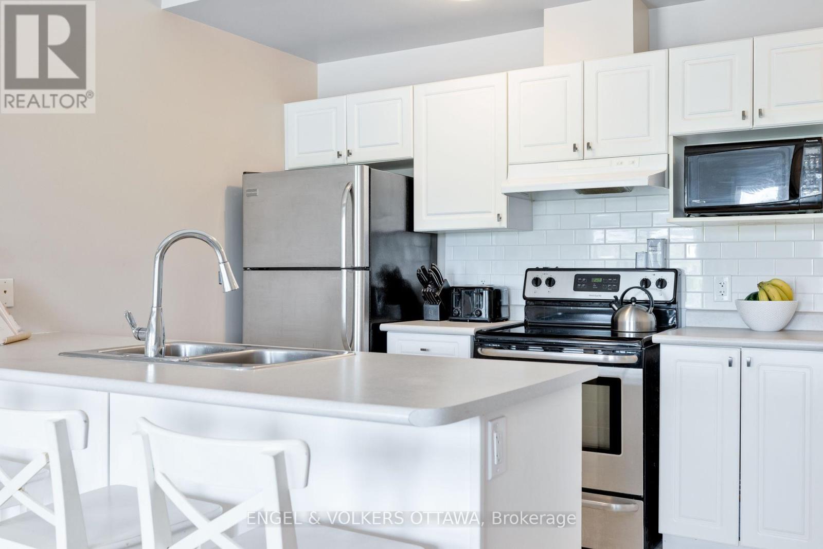 4 - 44 Sternes Private, Ottawa, Ontario  K4A 0X8 - Photo 15 - X12401044