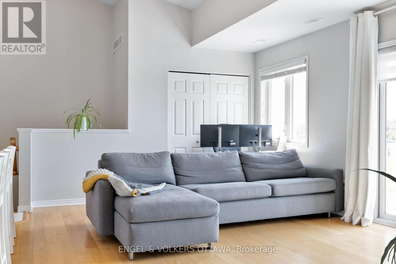4 - 44 Sternes Private, Ottawa, Ontario  K4A 0X8 - Photo 17 - X12401044