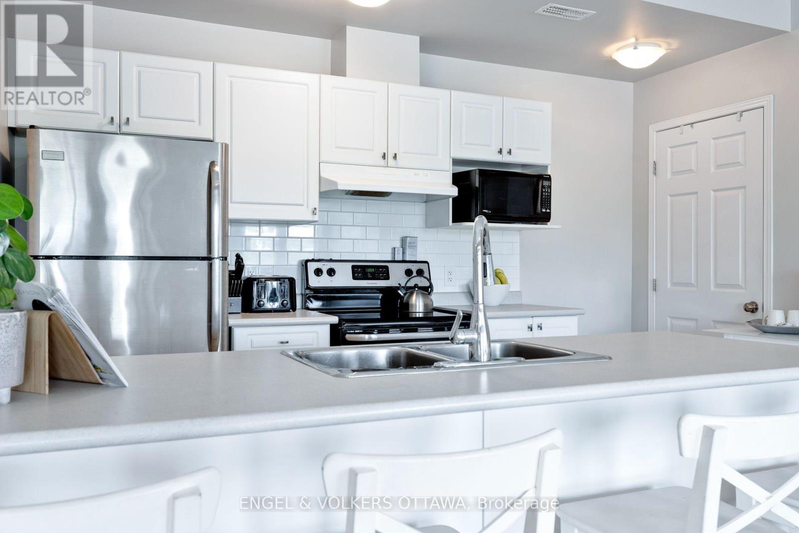 4 - 44 Sternes Private, Ottawa, Ontario  K4A 0X8 - Photo 20 - X12401044