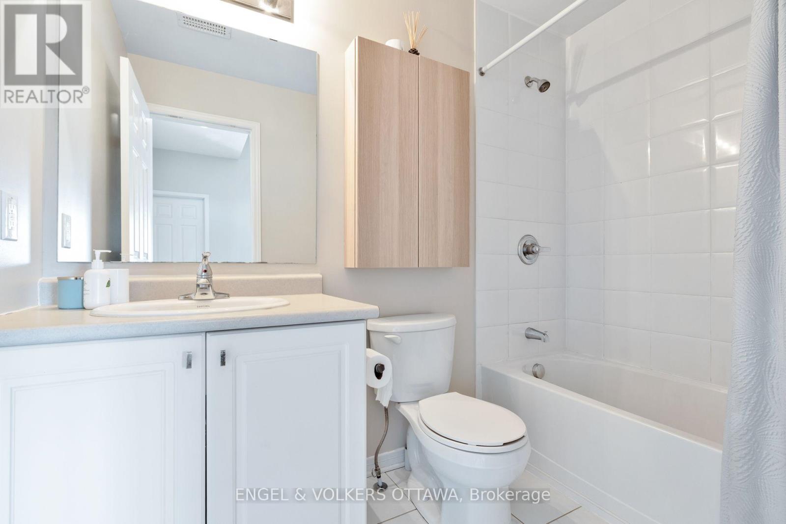 4 - 44 Sternes Private, Ottawa, Ontario  K4A 0X8 - Photo 31 - X12401044