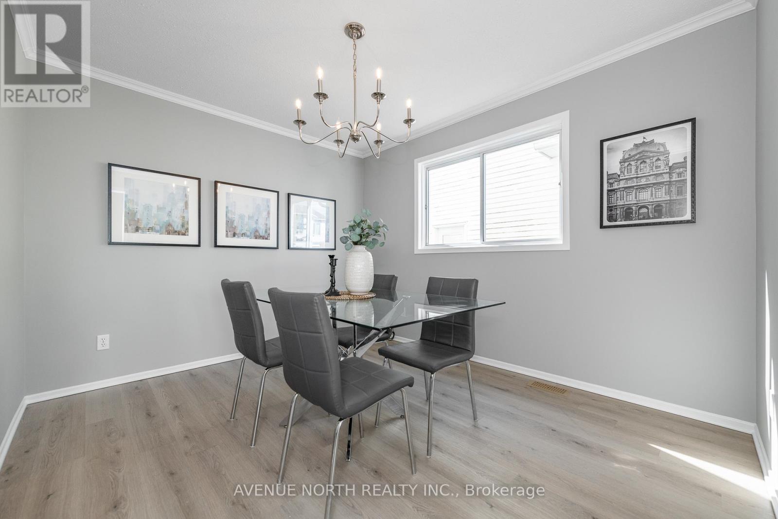 2 Chickasaw Crescent, Ottawa, Ontario  K2M 1M3 - Photo 13 - X12401058
