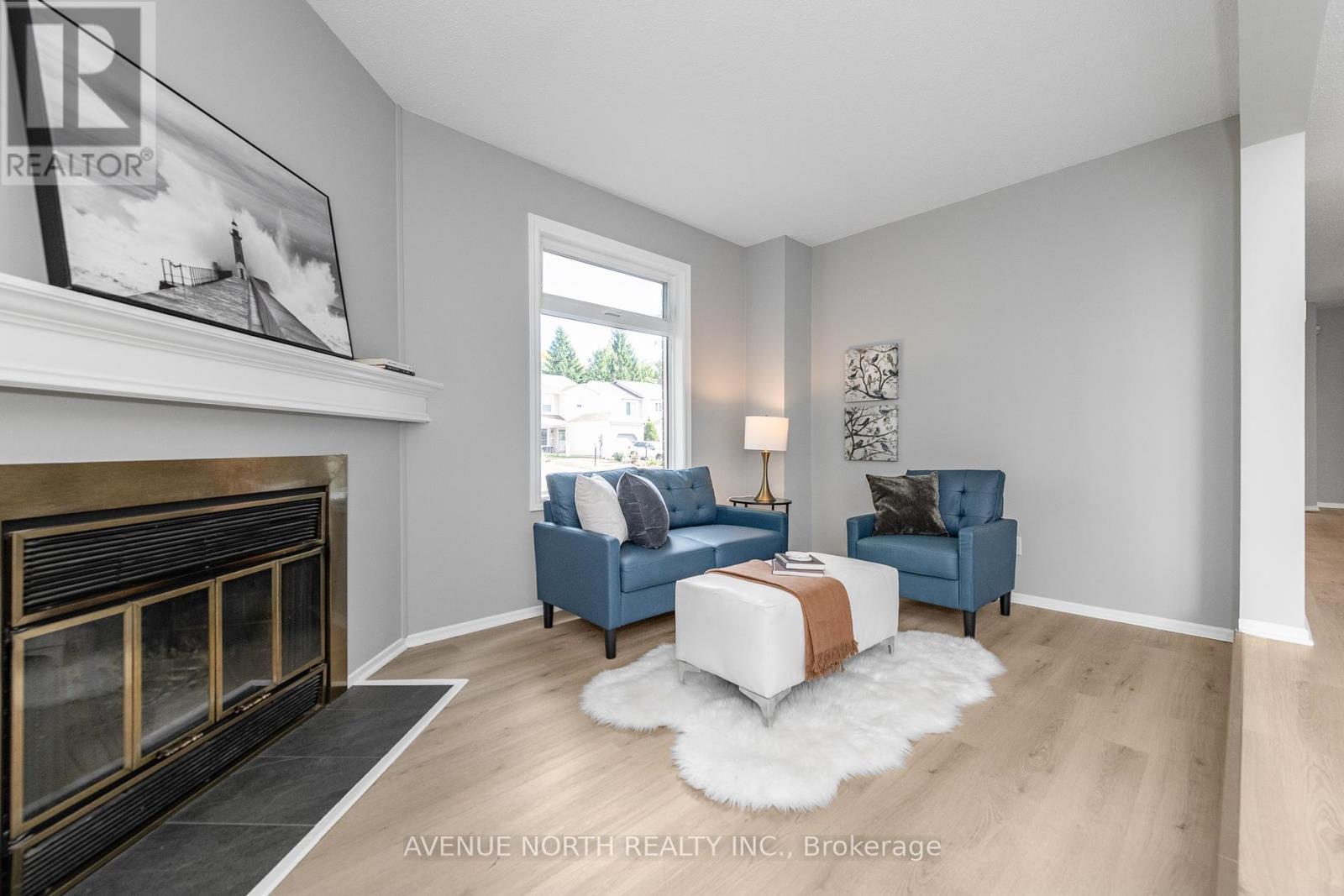 2 Chickasaw Crescent, Ottawa, Ontario  K2M 1M3 - Photo 16 - X12401058