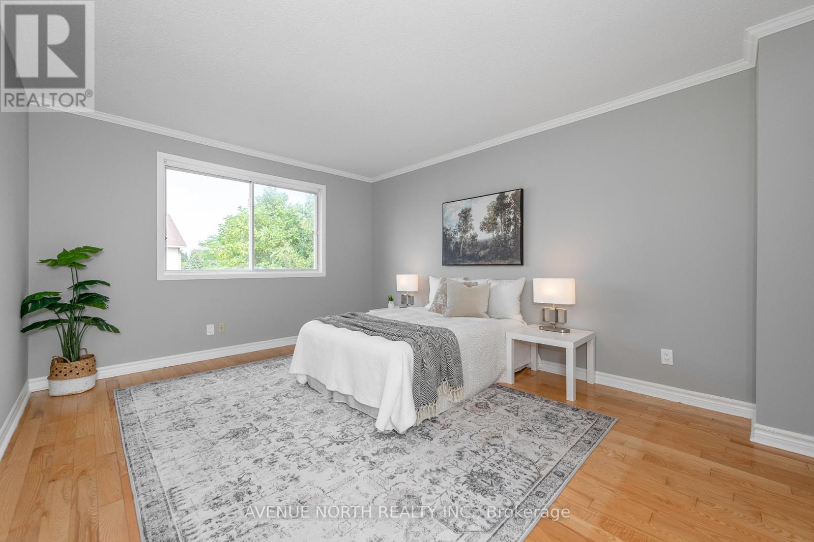 2 Chickasaw Crescent, Ottawa, Ontario  K2M 1M3 - Photo 27 - X12401058