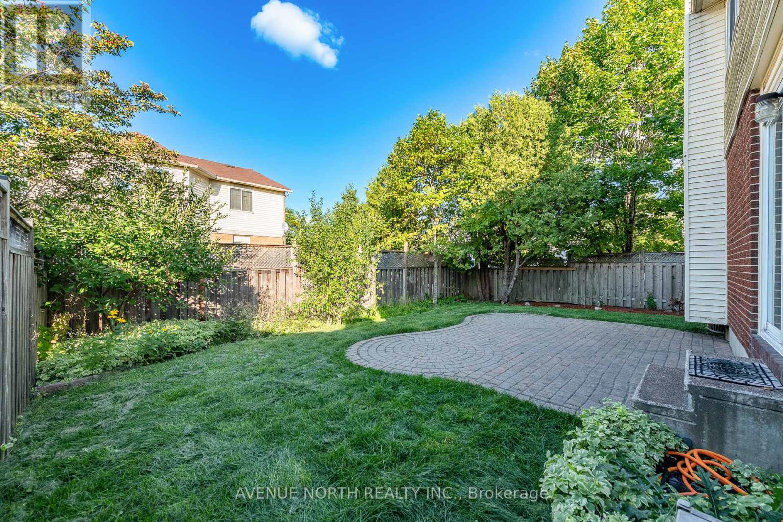 2 Chickasaw Crescent, Ottawa, Ontario  K2M 1M3 - Photo 46 - X12401058