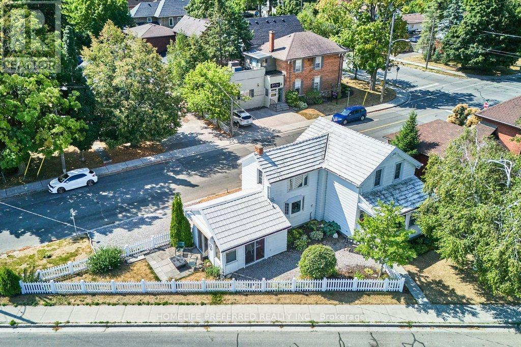 157 Crescent Street, Peterborough Central, Ontario  K9J 2G4 - Photo 8 - X12349610
