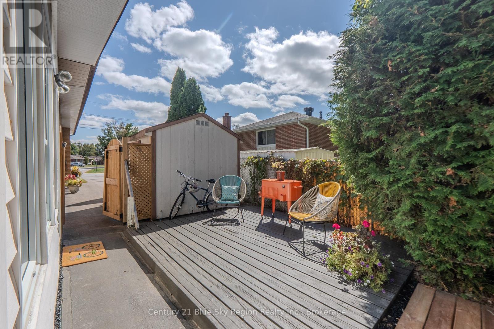 62 Strathcona Drive, North Bay, Ontario  P1A 2N1 - Photo 36 - X12401035