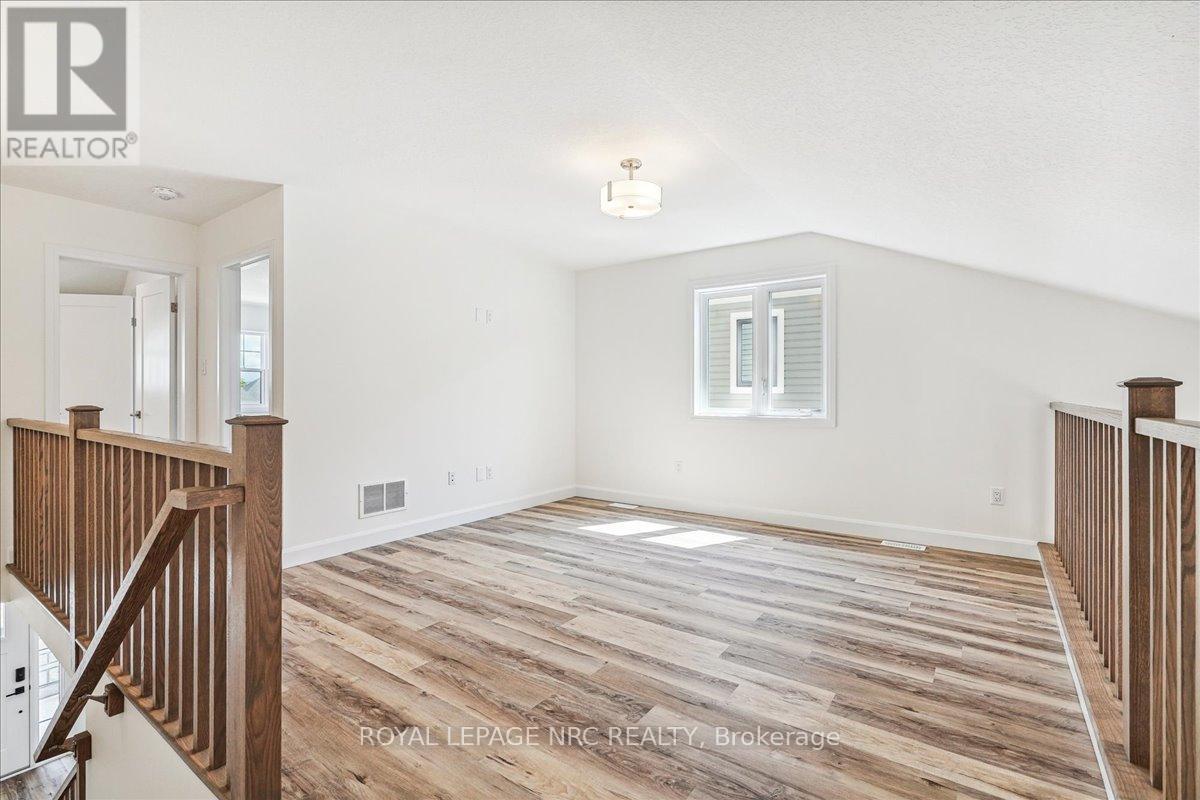 63 Beachwalk Crescent, Fort Erie (Crystal Beach), Ontario  L0S 1B0 - Photo 29 - X12400990