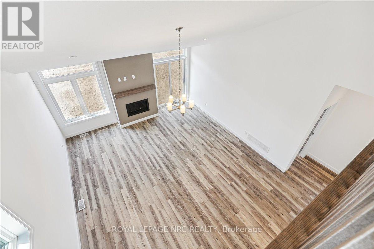 63 Beachwalk Crescent, Fort Erie (Crystal Beach), Ontario  L0S 1B0 - Photo 32 - X12400990