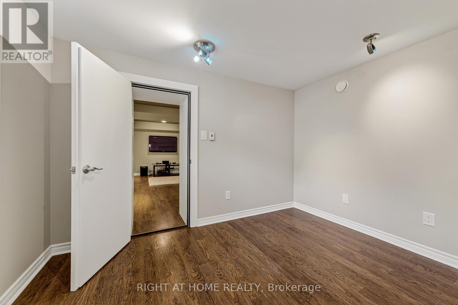 59 Kingsridge Road, Barrie, Ontario  L4N 8V2 - Photo 41 - S12400907