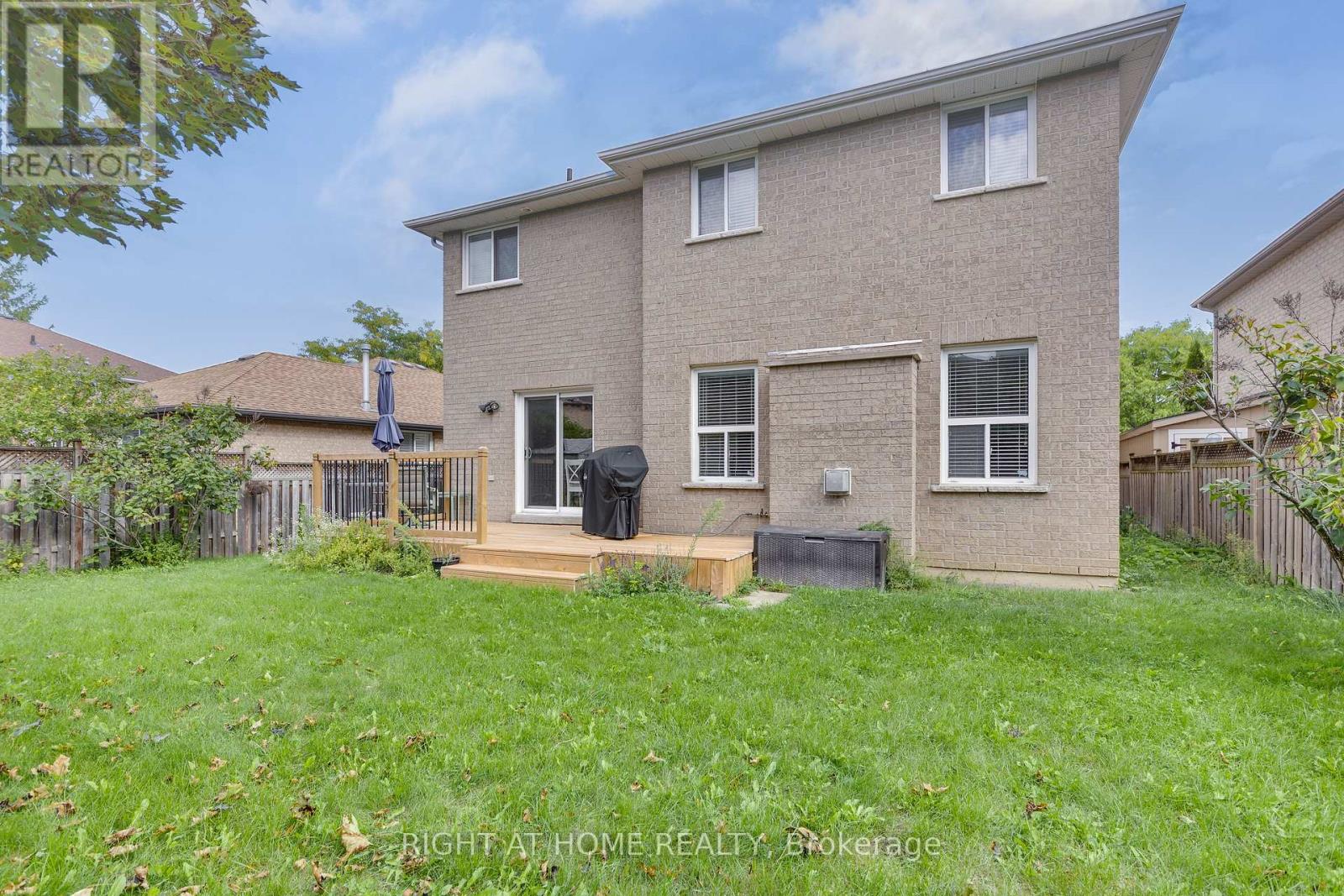 59 Kingsridge Road, Barrie, Ontario  L4N 8V2 - Photo 5 - S12400907