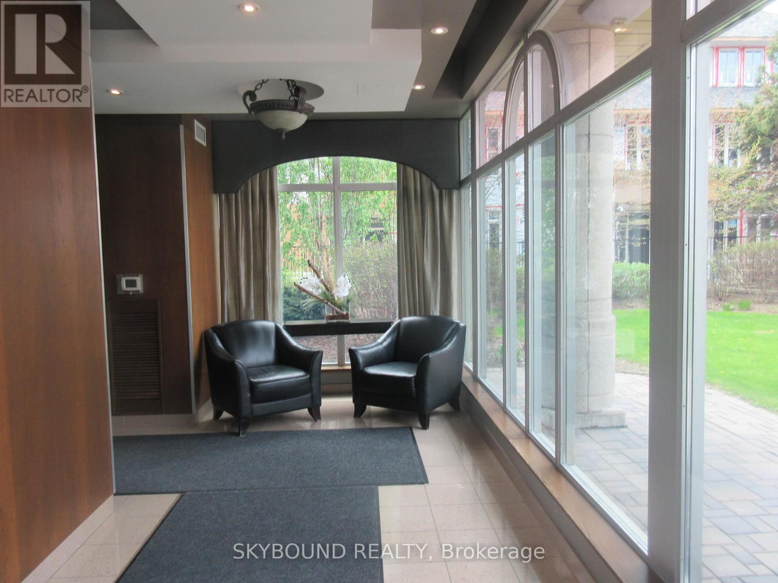 809 - 88 Palace Pier Court, Toronto, Ontario  M8V 4C2 - Photo 14 - W12400866