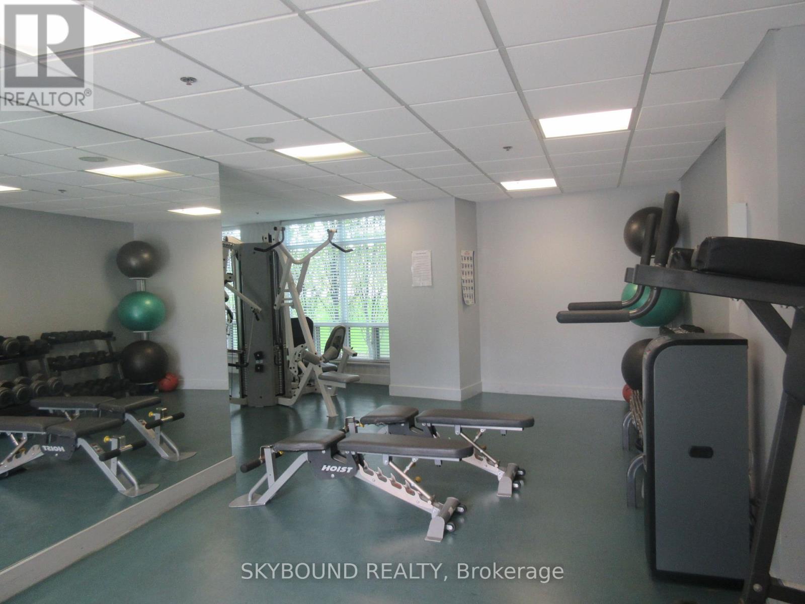 809 - 88 Palace Pier Court, Toronto, Ontario  M8V 4C2 - Photo 24 - W12400866