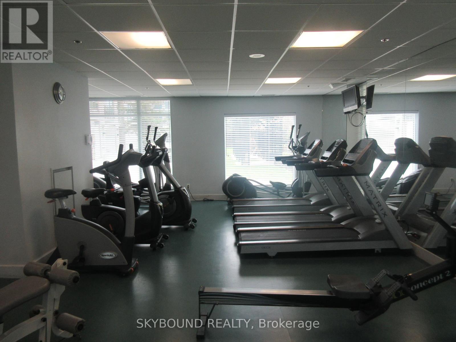 809 - 88 Palace Pier Court, Toronto, Ontario  M8V 4C2 - Photo 26 - W12400866